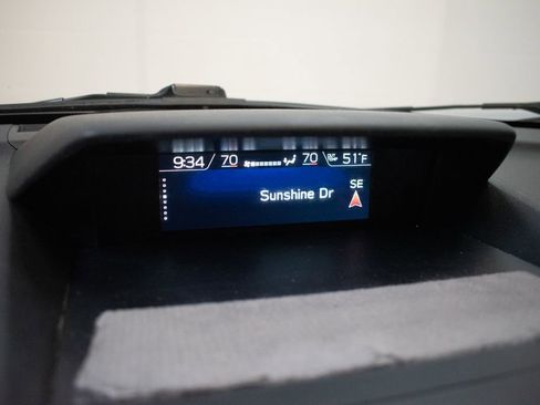Used 2023 Subaru Forester Limited AWD/4WD image 14