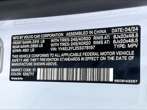 Used 2025 Volvo EX30 Ultra image 35