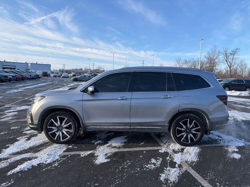 Used 2019 Honda Pilot Elite image 3