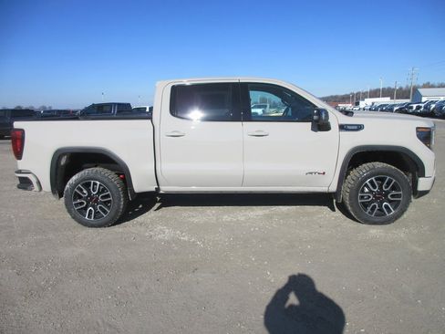 New 2026 GMC Sierra 1500 AT4 w/ AT4 Premium Package image 3