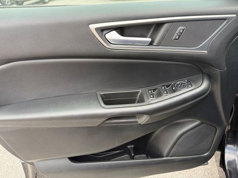 Used 2014 Ford Edge Limited w/ Equipment Group 302A AWD/4WD image 26