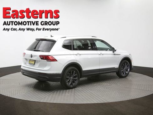 Used 2024 Volkswagen Tiguan Wolfsburg Edition image 40