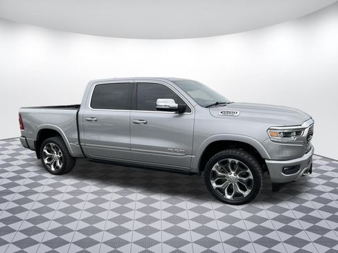 Used 2022 RAM 1500 Limited w/ Body-Colour Bumper Group AWD/4WD image 1