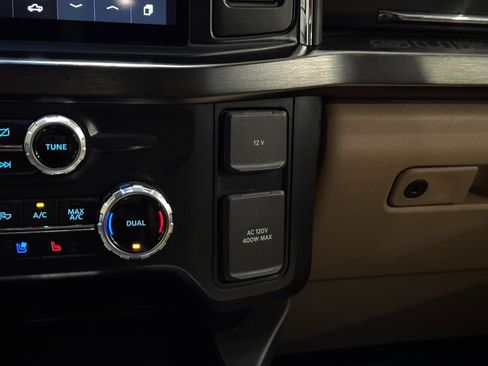 Used 2023 Ford F350 Lariat AWD/4WD image 13
