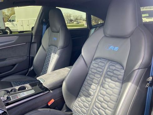 Used 2025 Audi RS 7 Performance AWD/4WD image 13