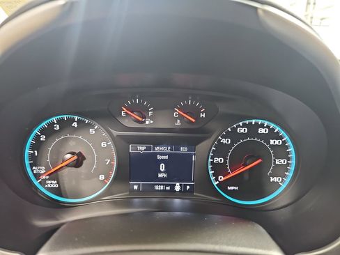 Used 2022 Chevrolet Malibu LT FWD image 25
