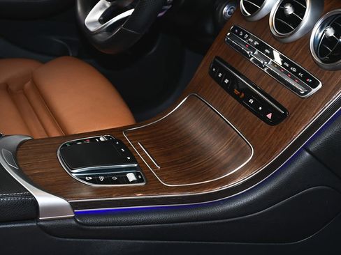 Used 2022 Mercedes-Benz GLC 300 4MATIC Coupe image 56