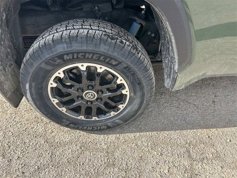 Used 2022 Toyota Tundra SR5 w/ TRD Off-Road Premium Package image 10