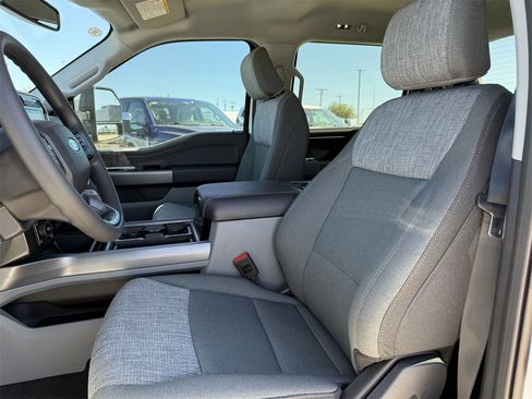 New 2026 Ford F250 XLT w/ XLT Premium Package image 42