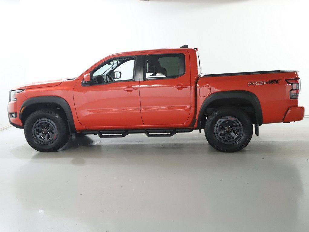 Certified 2025 Nissan Frontier PRO-4X w/ Pro Premium Package AWD/4WD image 42