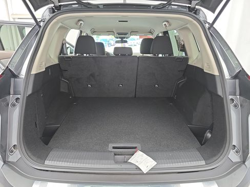 Certified 2023 Nissan Rogue SV FWD image 12