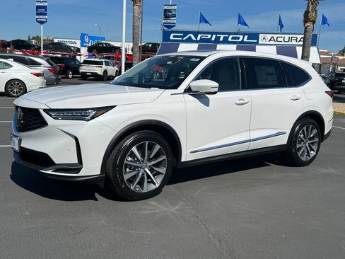 Used 2026 Acura MDX SH-AWD w/ Technology Package image 4