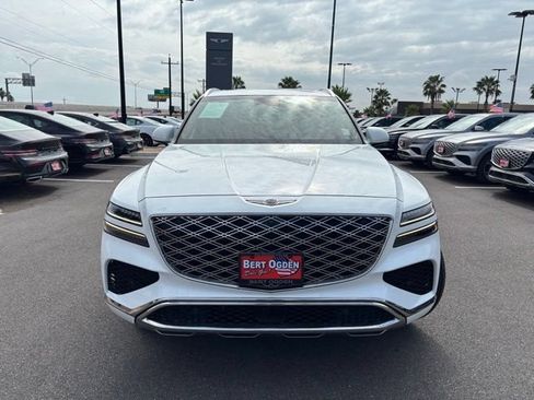 Used 2025 Genesis GV80 3.5T Advanced AWD/4WD image 2