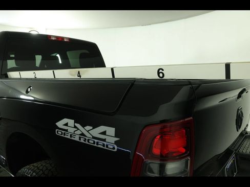 Used 2020 RAM 2500 Big Horn w/ Night Edition AWD/4WD image 12