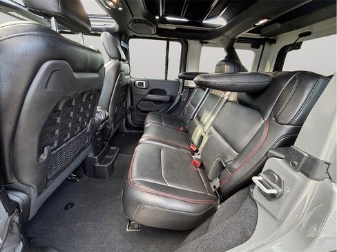 Used 2020 Jeep Wrangler Unlimited Rubicon image 37