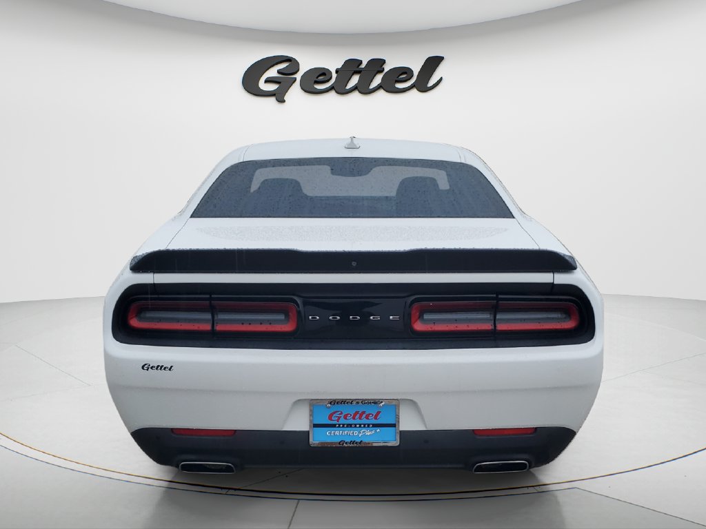 Used 2018 Dodge Challenger SXT Plus RWD image 6