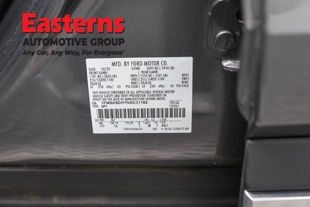 Used 2022 Ford Explorer XLT w/ Equipment Group 202A AWD/4WD image 38