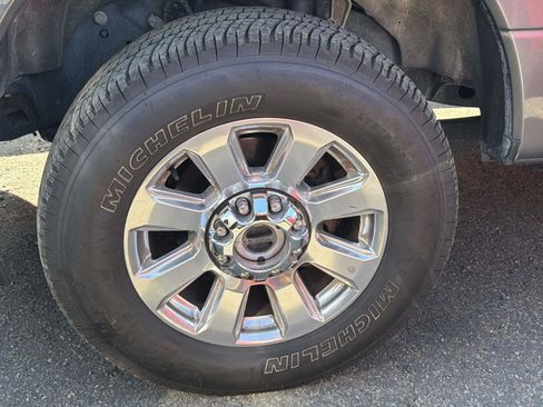 Used 2022 Ford F350 Platinum AWD/4WD image 5