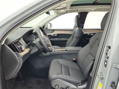 New 2026 Volvo XC90 B6 Plus w/ Protection Package Premier image 29