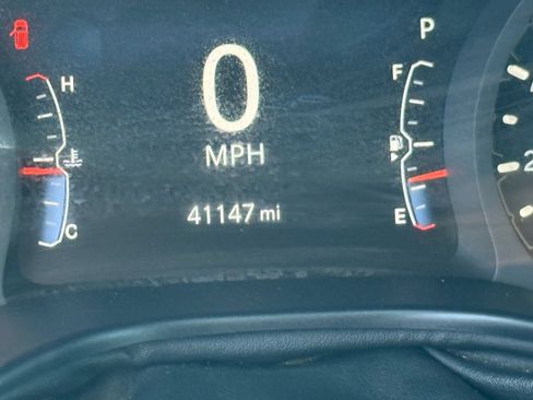 Used 2024 Jeep Compass Trailhawk AWD/4WD image 20