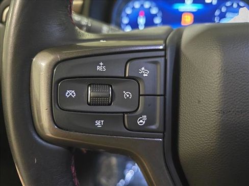 Used 2022 Chevrolet Suburban RST w/ Luxury Package image 19