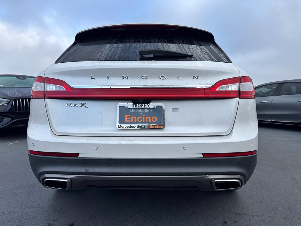Used 2018 Lincoln MKX Select w/ Select Plus Package FWD image 6