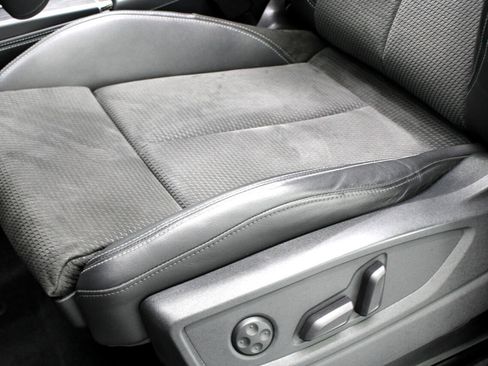 Used 2020 Audi SQ5 Premium Plus w/ Premium Plus Package image 35