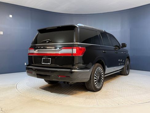 Used 2021 Lincoln Navigator Black Label image 9