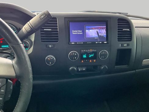 Used 2013 Chevrolet Silverado 3500 LT w/ Interior Plus Package AWD/4WD image 7