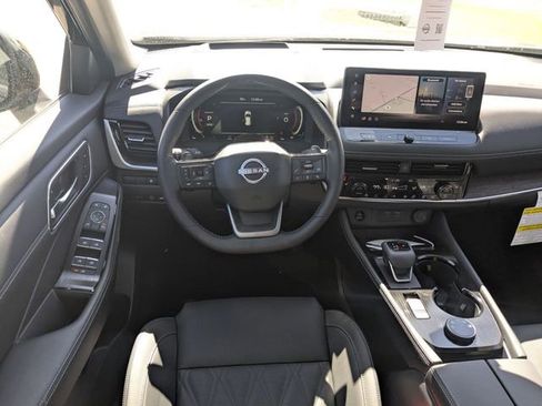 New 2026 Nissan Rogue Platinum w/ Tech Package AWD/4WD image 29