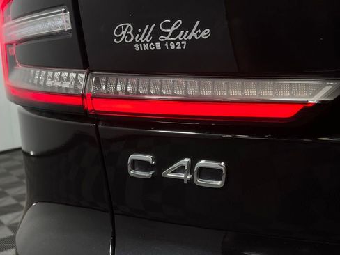 Used 2023 Volvo C40 P8 Recharge Ultimate image 31