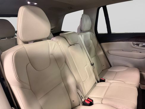 Used 2017 Volvo XC90 T6 Momentum w/ Vision Package AWD/4WD image 23
