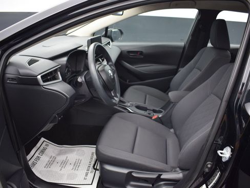 Used 2024 Toyota Corolla LE FWD image 13