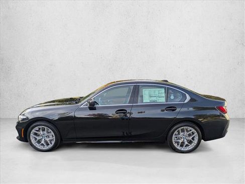 Used 2026 BMW 330i Sedan w/ Convenience Package image 9