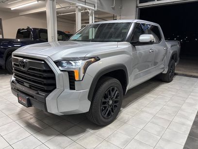 New 2026 Toyota Tundra SR5