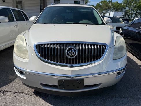 Used 2008 Buick Enclave CXL w/ Entertainment Package #2 FWD image 2