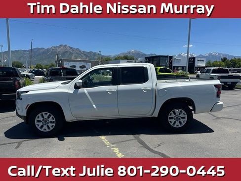 Used 2023 Nissan Frontier SV AWD/4WD image 7