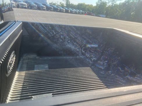 Used 2022 Ford F150 XLT w/ Equipment Group 302A High AWD/4WD image 7