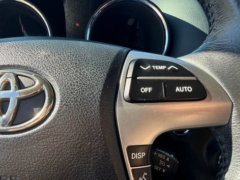 Used 2013 Toyota Highlander Limited image 17