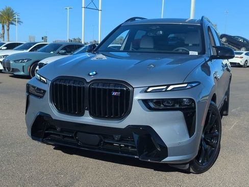 Used 2026 BMW X7 M60i AWD/4WD image 3