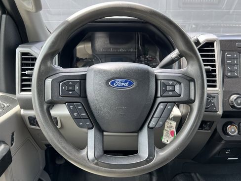 Used 2020 Ford F450 XL w/ Power Equipment Group image 8