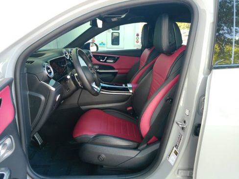 Used 2025 Mercedes-Benz GLC 43 AMG 4MATIC image 12