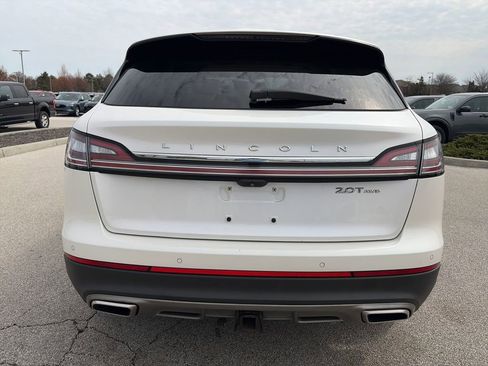 Used 2019 Lincoln Nautilus Reserve w/ Drivers Assistance Package image 8