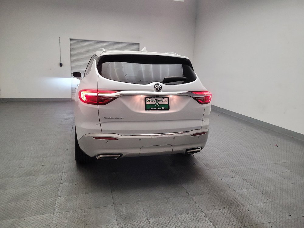 Used 2020 Buick Enclave Premium w/ Sun and Sites Package FWD image 6