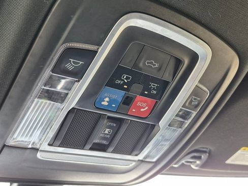 Used 2021 RAM 3500 Laramie w/ Night Edition AWD/4WD image 11