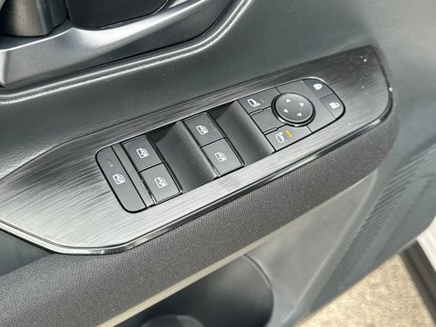 New 2026 Nissan Kicks S image 11