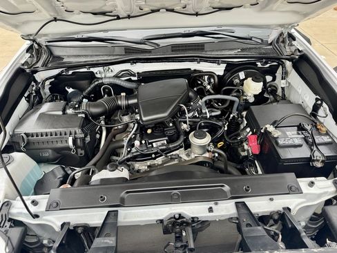 Used 2021 Toyota Tacoma SR image 39