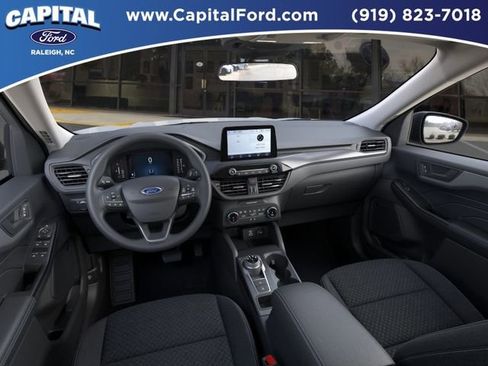 New 2025 Ford Escape Active image 9