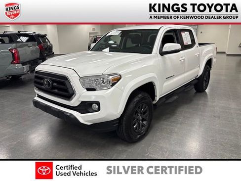 Certified 2022 Toyota Tacoma SR5 w/ Technology Package RWD image 4