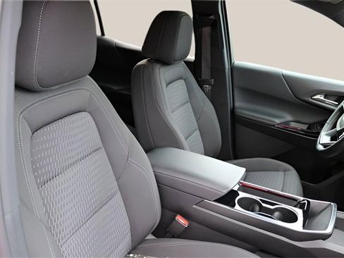 Used 2025 Chevrolet Equinox LT w/ Midnight Edition image 19